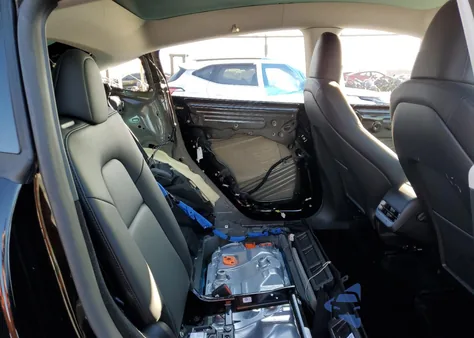 2024 Tesla Model Y from USA, damaged, VIN 7SAYGDEE3RA241964